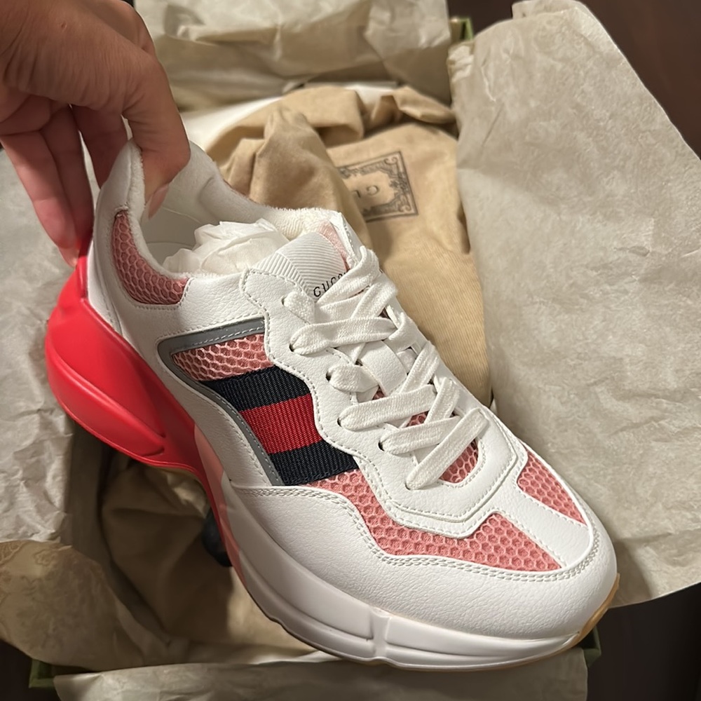 New Gucci sneaker - Picture 3 of 6